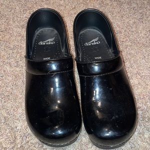 DANSKO CLOGS